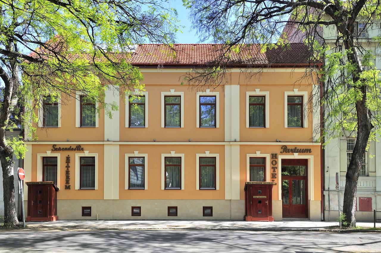 Partium Hotel Szeged Ngoại thất bức ảnh